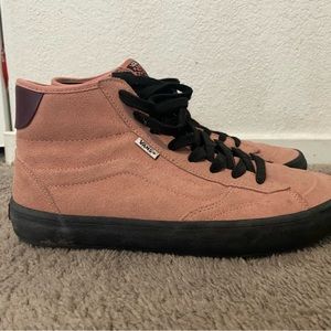 Pink Sk8-hi Vans!